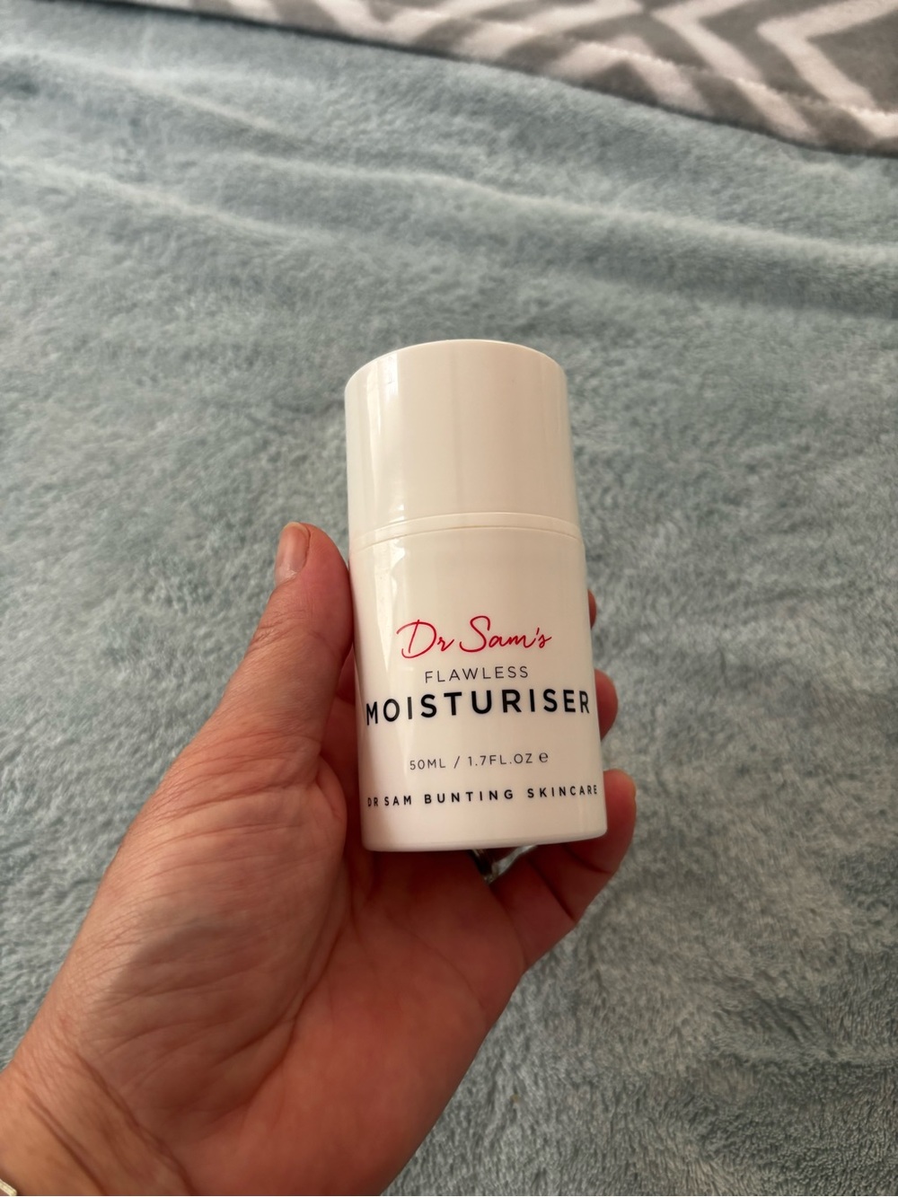 ✨ Authentic Dr. Sam’s Flawless Moisturiser by Dr. Sam Bunting.